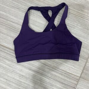Lululemon size 6 Women's Purple Sports Bra